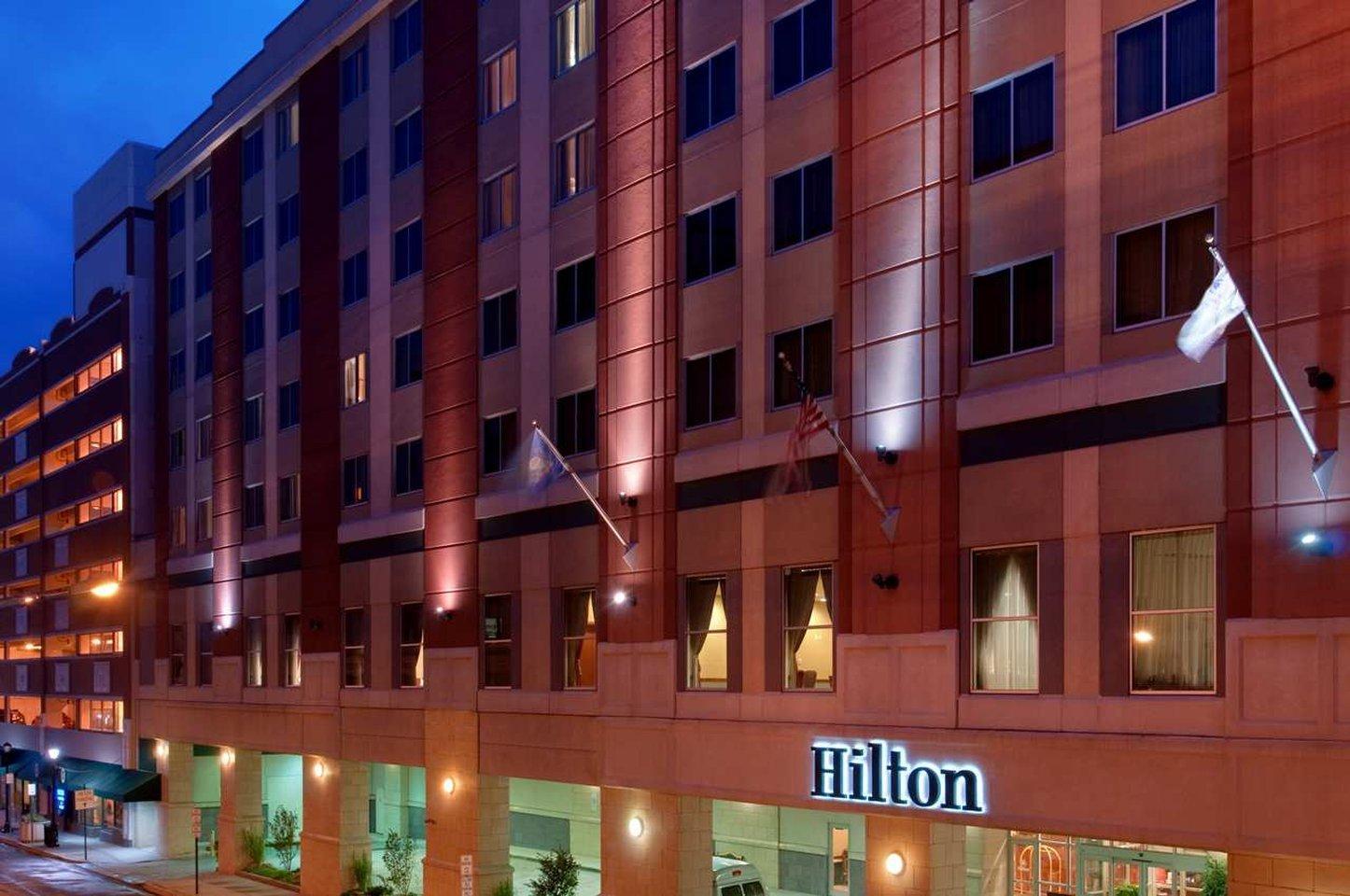 Отель Hilton Scranton & Conference Center Экстерьер фото
